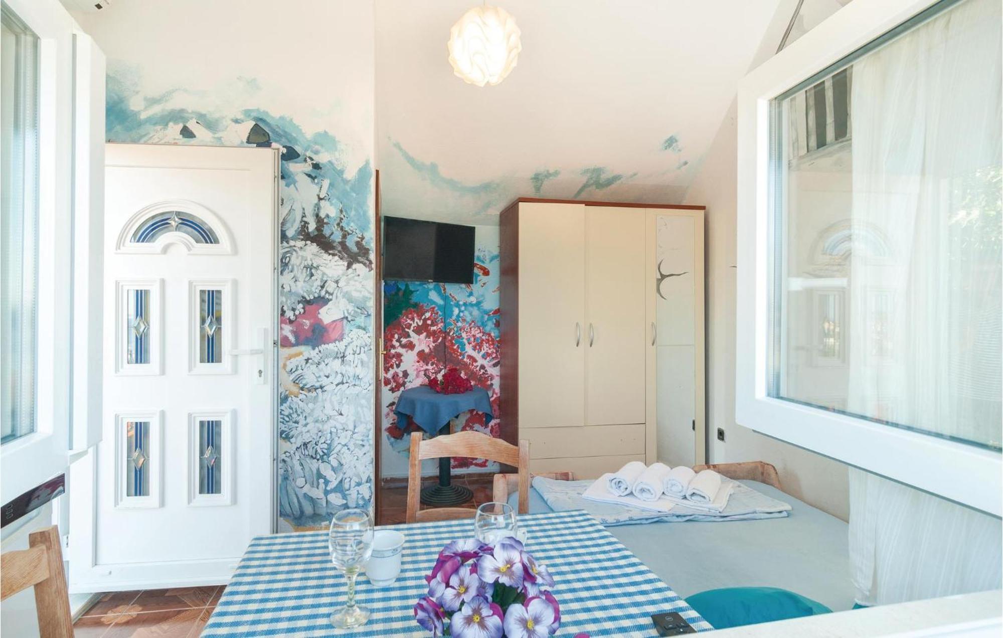 Gorgeous Apartment In Omis With House Sea View Exteriér fotografie