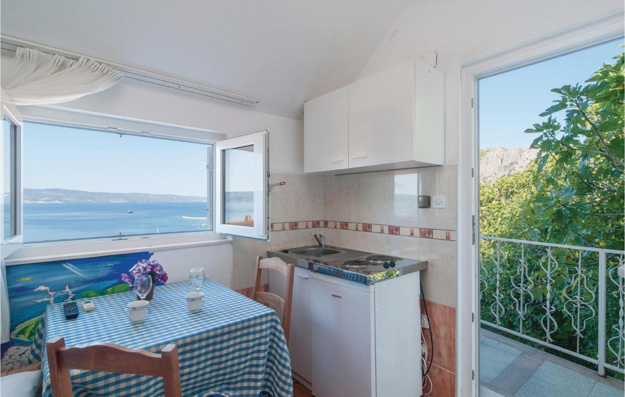 Gorgeous Apartment In Omis With House Sea View Exteriér fotografie