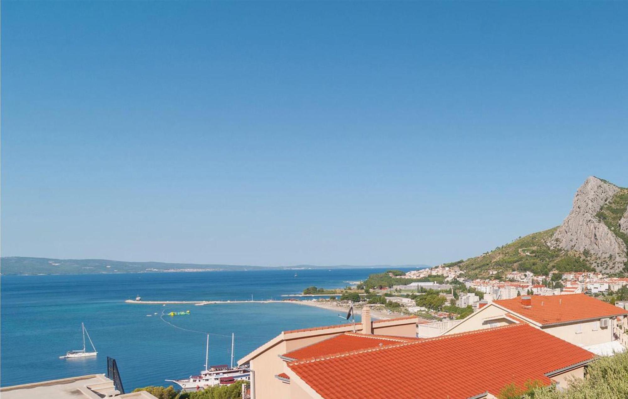 Gorgeous Apartment In Omis With House Sea View Exteriér fotografie